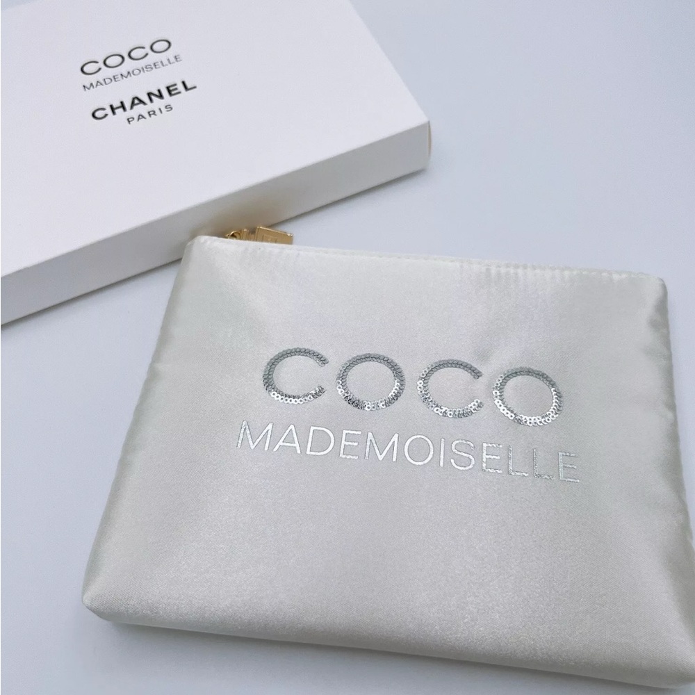 CHANEL White Cosmetic Bag